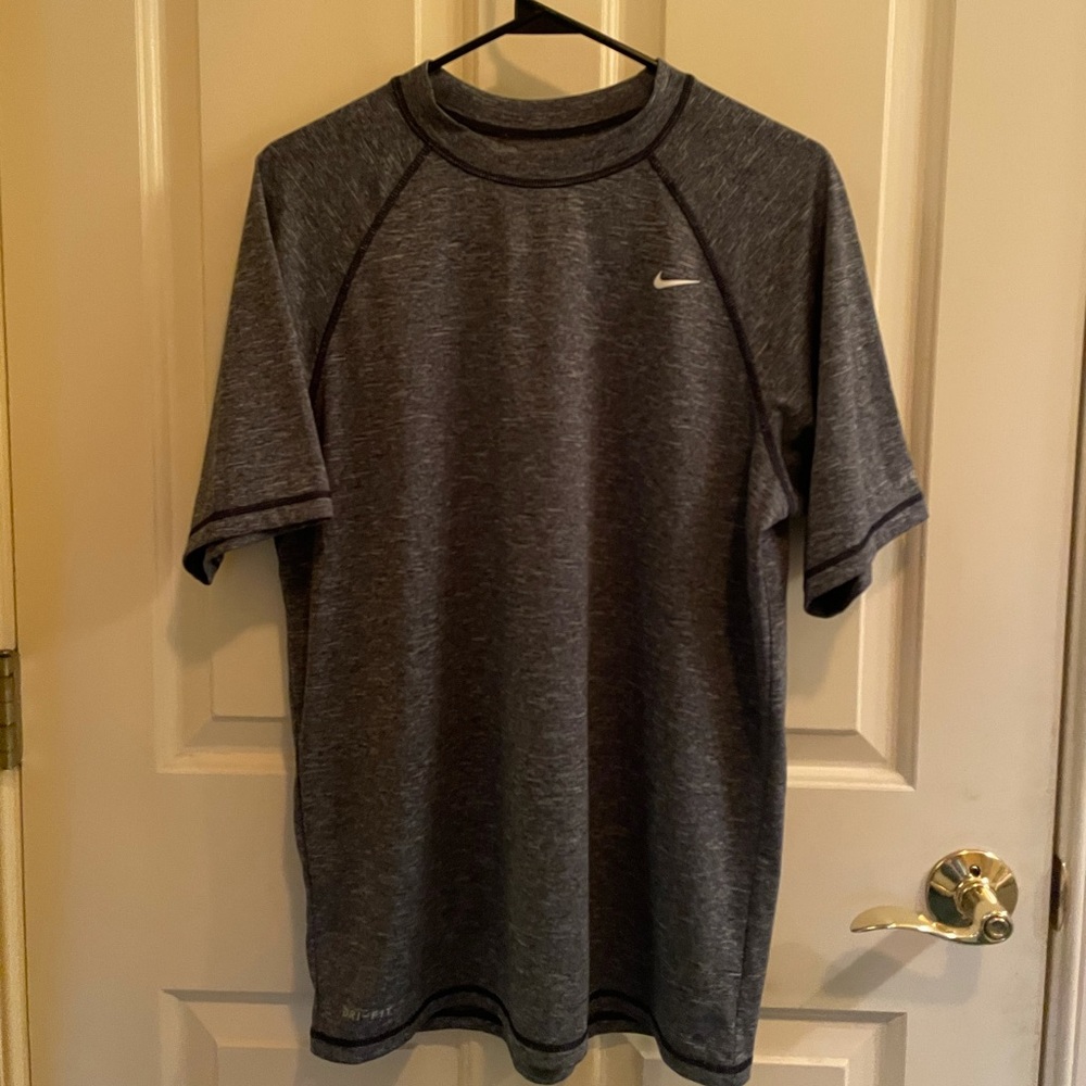 Nike Dri-Fit Navy Blue T-Shirt Men’s Medium